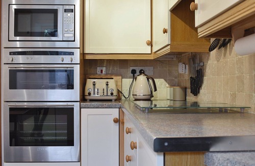 Middleham Cottage | Cosy cottage in the heart of Middleham famous for its horse racing stables.