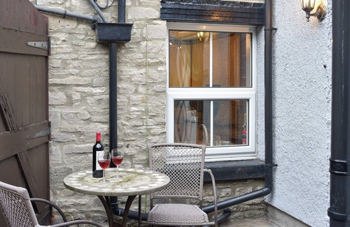 Middleham Cottage | Cosy cottage in the heart of Middleham famous for its horse racing stables.