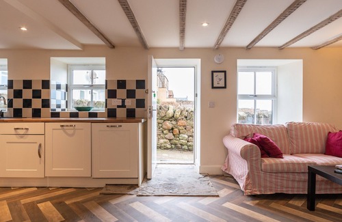 Cellardyke House | Cosy Cottage next to the shoreline in Cellardyke