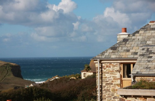 Trenance Cottage | Cosy cottage, peaceful setting 5 mins to beautiful sandy beach & fabulous walks!