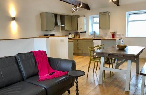 Boscombe House | Cosy cottage, short walk to Southbourne beach and restaurants
