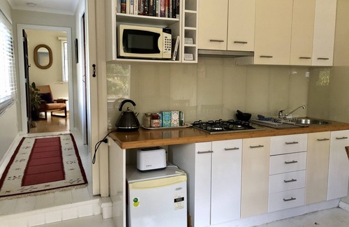 Dry Diggings House | Cosy cottage with fire place and close to Daylesford