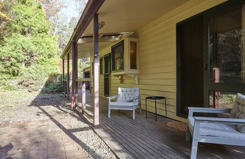 Wandiligong House | Cosy Country Getaway