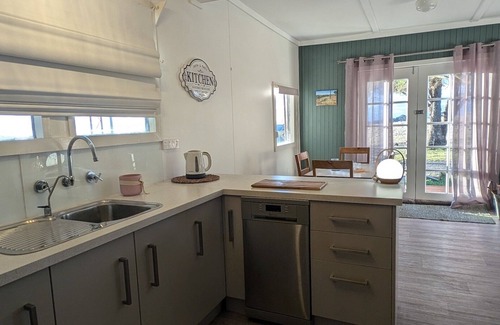 Norway Cottage | Cosy farm cottage in the high country