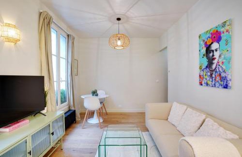 Silly-Gallieni Apartment | Cosy Flat