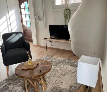 Roquebrune-sur-Argens Apartment | Cosy grand Studio