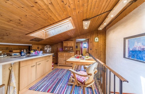 Bernau am Chiemsee Apartment | Cosy Holiday Apartment “Direkt Zwischen Chiemsee und Alpen” in an Idyllic Location