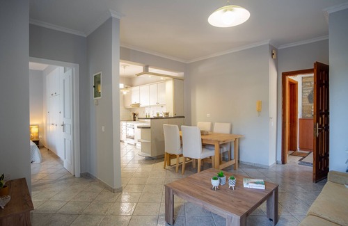 Potokaki Apartment | Cosy holiday home