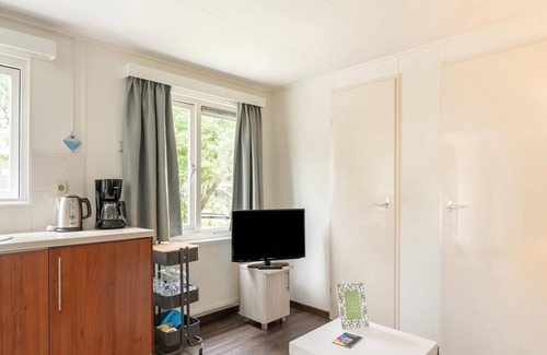 Linde House | Cosy holiday home near Den Ham with garden