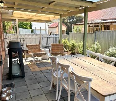 North Bendigo Apartment | Cosy Home Away From Home