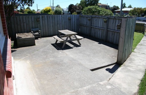 Ashburton House | Cosy Home Away from Home