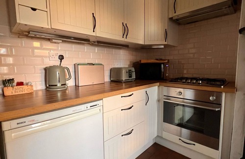 Otley House | Cosy home in Otley, Yorkshire. Close to the Dales, Harrogate and Leeds.