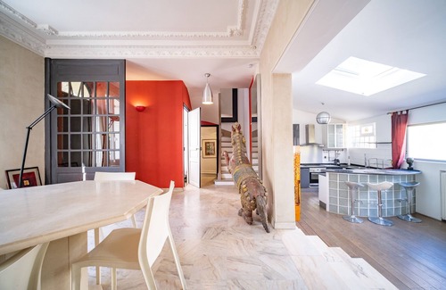 Silly-Gallieni Apartment | Cosy house 2 min away from Paris, Maison à la Porte de Paris, 6 bedrooms