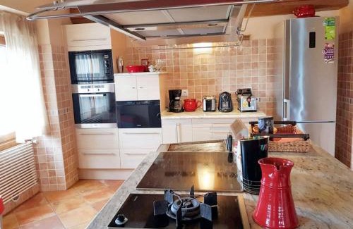 Baztan House | Cosy house with jacuzzi in Zugarramurdi