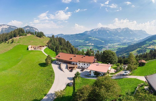 Soell Apartment | Cosy house with stunning views over the mountain world