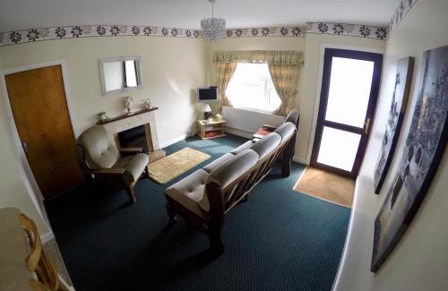 Keel House | Cosy Keel Cottage