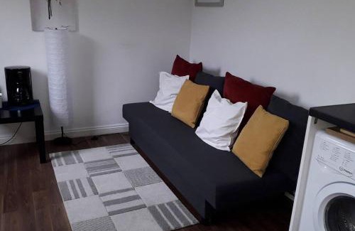 Kidbrooke with Hornfair Apartment | Cosy London holiday Home (Near O2 arena)