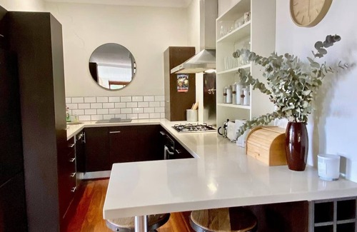 Manly Condo | Cosy Manly Beach Hideaway