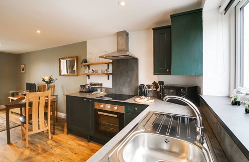 Penryn House | Cosy modern barn conversion for couples in nature. For Falmouth & beaches