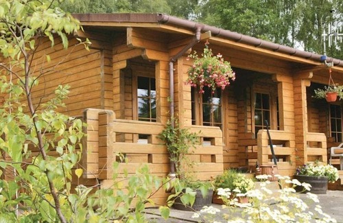 Killin Cabin | Cosy Rowan (4) woodland lodge by Killin, Loch Tay