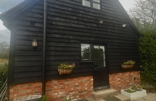 Gawcott House | Cosy Rural 2-Bed Retreat- Rosie's Retreat