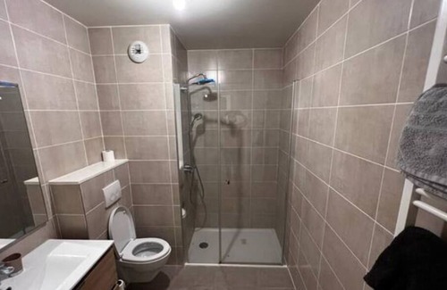 Annemasse Apartment | Cosy Studio en Face de la Gare D'annemasse