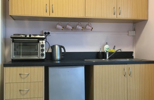 Kings Cross Apartment | Cosy Sunny Studio in Excellent City Location