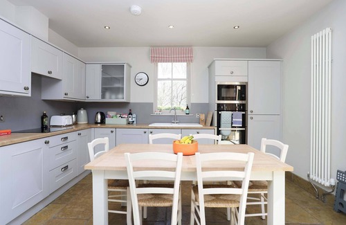 North Berwick House | Cosy Three Bed Lodge with Private Garden