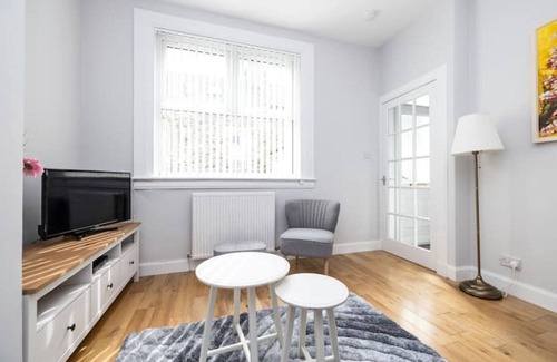 Peebles Apartment | Cosy town centre cottage