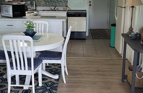 Clermont Condo | Cosy vacation cottage within walking distance of beautiful Lake Louisa