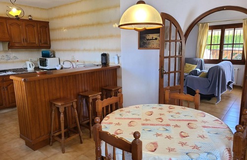 Els Poblets Ski Chalet | Cosy Villa LAURA in Els Poblets