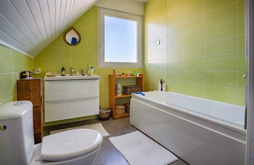 Locquirec House | Cosy village house