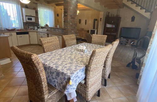 Kozarmisleny Villa | Cosy Wellness Villa at Historical South of Hungary