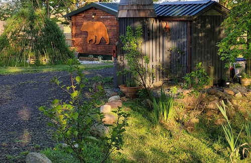Auchinleck Cabin | Cosy Wood Cabin in Rural Area Near National Park