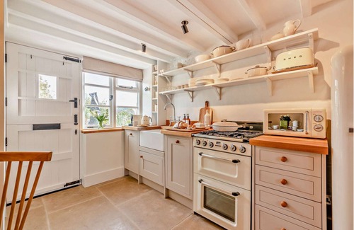Blockley Cottage | Cosy yet stylish Cotswold holiday cottage - Rosewood Cottage