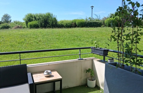 Nangy Apartment | CosyMontBlanc apartment in residence with swimming pool, between lakes and mountains.