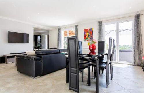Le Rouret Villa | Côte d'Azur, Villa New Gold Dream with heated and privat pool, sea view