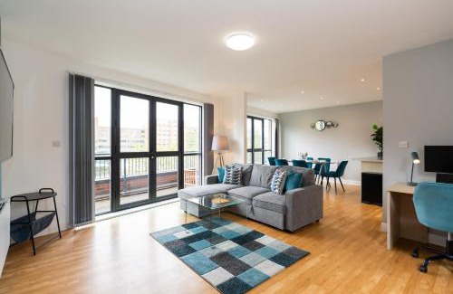 Derby Apartment | Cotels - The Millhouse NEWLY REFURBISHED MODERN APARTMENTS WITH ULTRAFAST BROADBAND, FREE PARKING & A WORK DESK