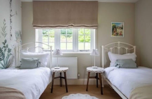Upper Brailes Other | Cotswold countryside escape with natural swimming pool, gym, sleeps 14 guests