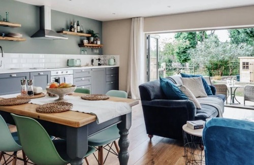 Painswick House | Cotswold Lodge