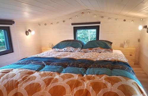 Saint-Christophe-sur-Conde Cottage | Cottage