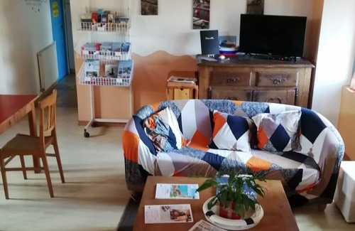 Trevou-Treguignec House | Cottage 15 people Les Hortensias 800m from the sea