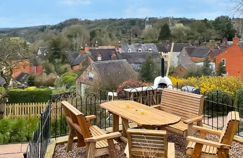 Alton Cottage | Cottage ∙ 2 bedrooms ∙ 6 guests
