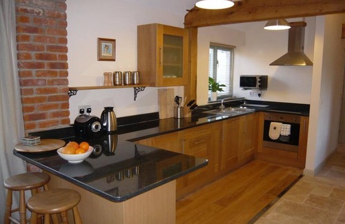 Glastonbury Cottage | Cottage 3 at Honeysuckle Farm Cottages
