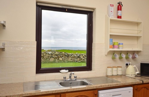 Omey Island Cottage | Cottage 383 - Claddaghduff - sleeps 8 guests in 4 bedrooms
