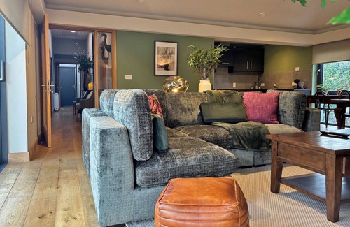 Kylemore Cottage | Cottage 475 - Kylemore - sleeps 7 guests in 3 bedrooms