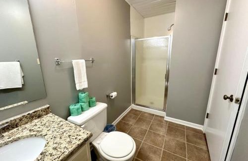 Nancy House | Cottage 5- Lees Ford Marina