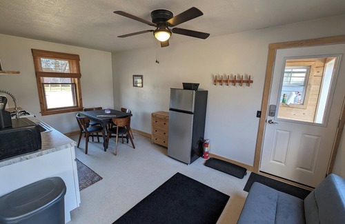 Stow Cottage | Cottage #6 - Cute and airy 2 bedroom cottage right on Chautauqua Lake!