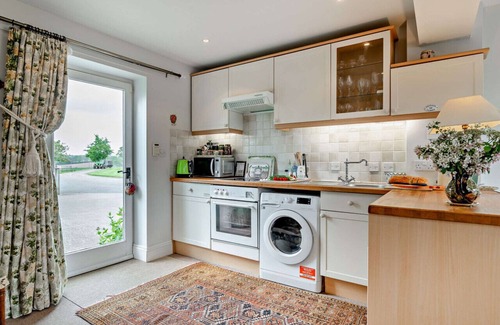 Wichenford House | Cottage at Hill Farm