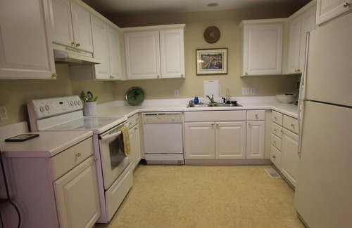Columbia House | Cottage at historic Armsdale Farm